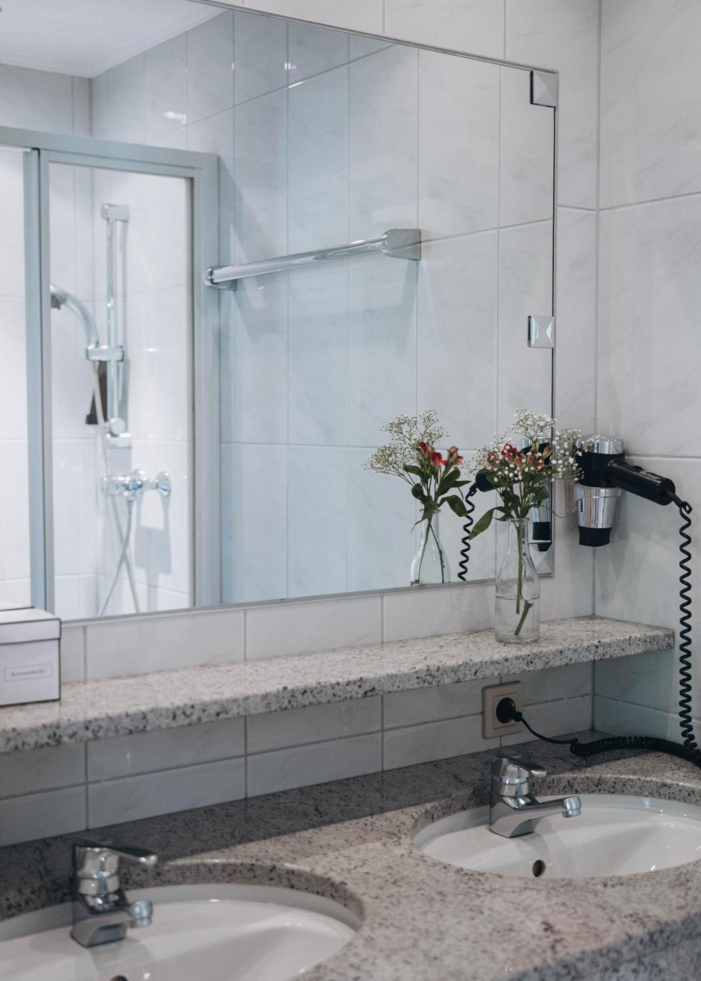 Gasthof Post Dalaas Ngoại thất bức ảnh